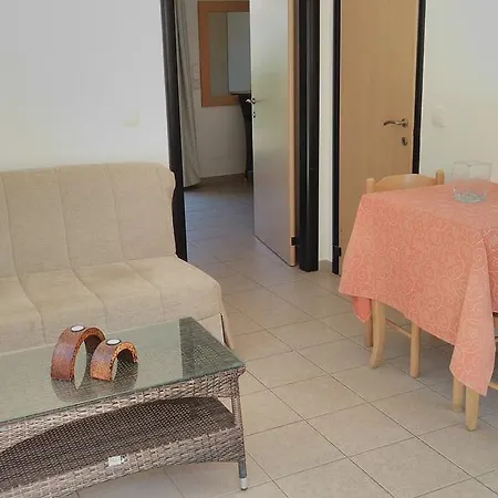 Analipsi Club Cafe Apartment Hersonissos (Crete)